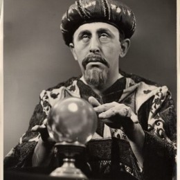 crystal_ball_dude
